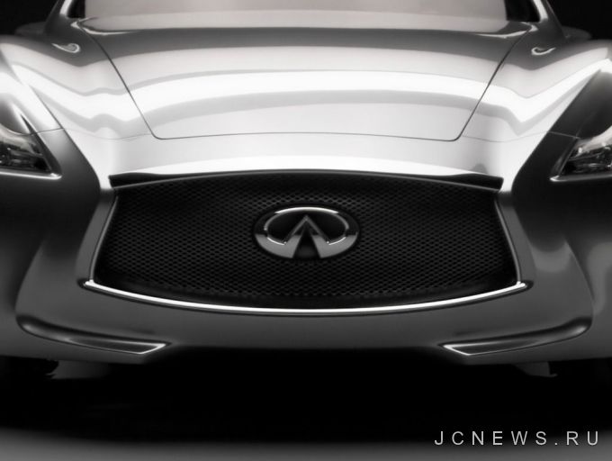 Флагманом линейки Infiniti может стать 4-дверное купе