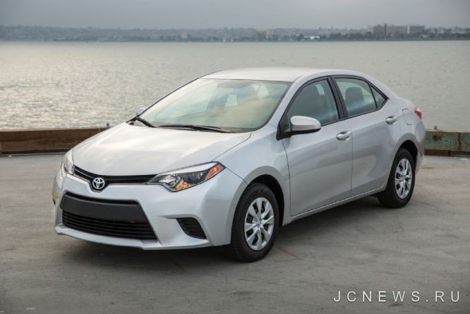 Toyota отзывает новую Corolla и Camry